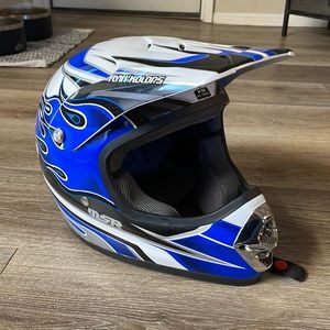 NWT M5 Assault Helmet, Blue and White, KM 49-50 cm